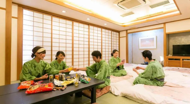Номер Japanese Style Yamatoya Honten Ryokan Osaka
