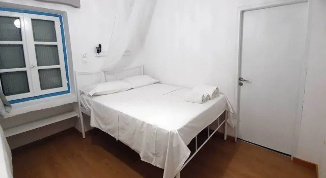 Little Troll House, Prenota Hotel Chrissi Akti Paro