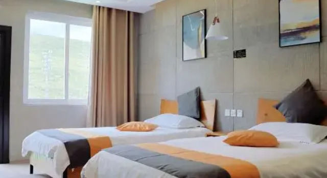 Suyu Fanshe Hotel, Varaa Hotelli Sertar Sichuan
