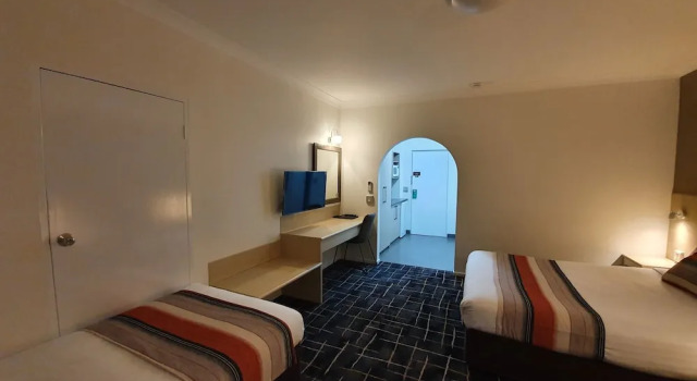 Четырёхместный номер Deluxe Hamiltons Queanbeyan Motel