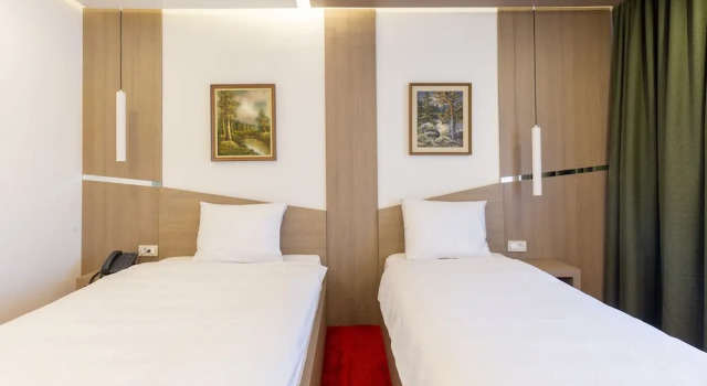Star Hill Hotel, Забронировать Курортный отель Отели Pristina County 4 звезды, 4*