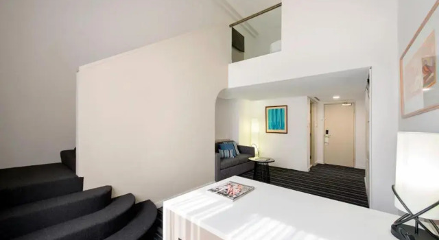 Двухместный полулюкс DoubleTree by Hilton Esplanade Darwin