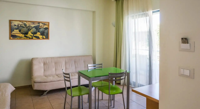 Апартаменты c 1 комнатой с видом на сад Athina Beach Hotel