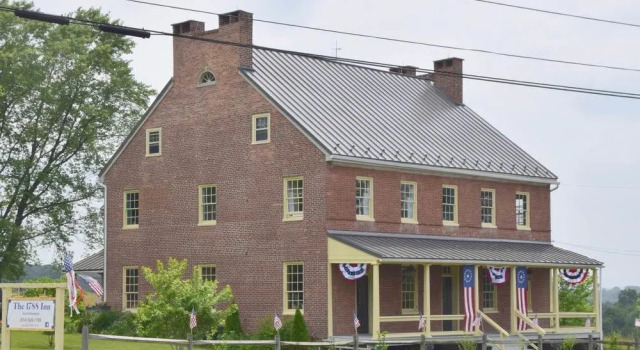 The 1788 Inn, Book Hotel Hoteller i Breezewood med morgenmad, Morgenmad