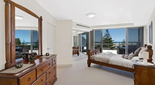 Coast Luxury Apartment 23, Забронировать Апартаменты/квартира Отели Зе-Энтранса с бассейном, рядом с Площадка для кормления пеликанов, Бассейн