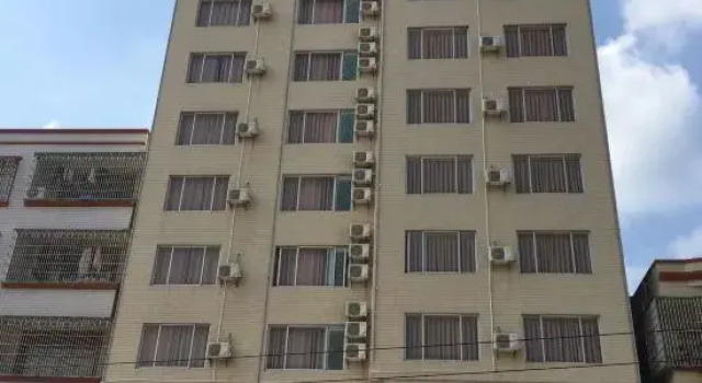 Maoming Junyue Business Hotel Renmin Avenue