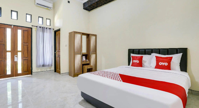 SPOT ON 90882 Sari Homestay Near Garuda Wisnu Kencana, Prenota Hotel Hotel a Bali con parcheggio, Parcheggio
