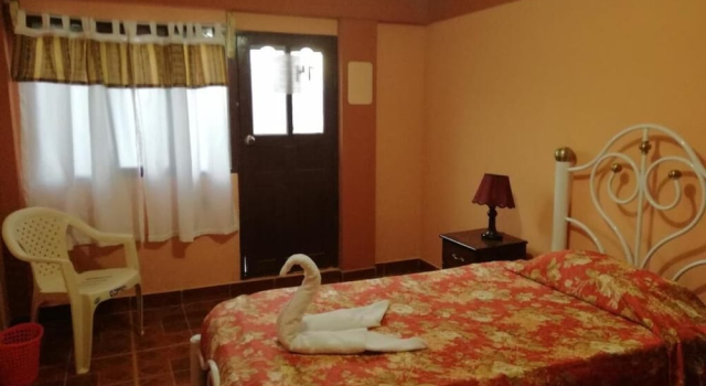 Двухместный номер Economy с балконом Hotel Aguilar