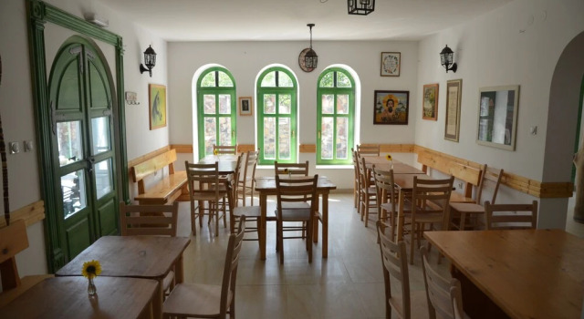 Serbian Folk Resort Rashaville, Buchen Sie Resort Rudovci Serbien