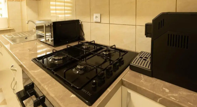 Luxury 2 bedroom holiday apartment, Забронировать Апартаменты/квартира Отели Арджеш с парковкой, Парковка