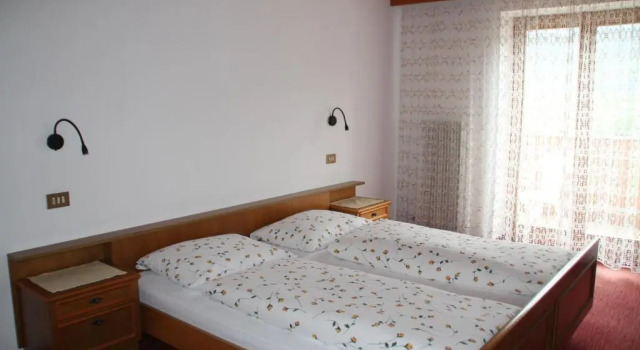 Pension Obergrundgut, Забронировать Отель Бизнес-отели Лачес, 4* 5*