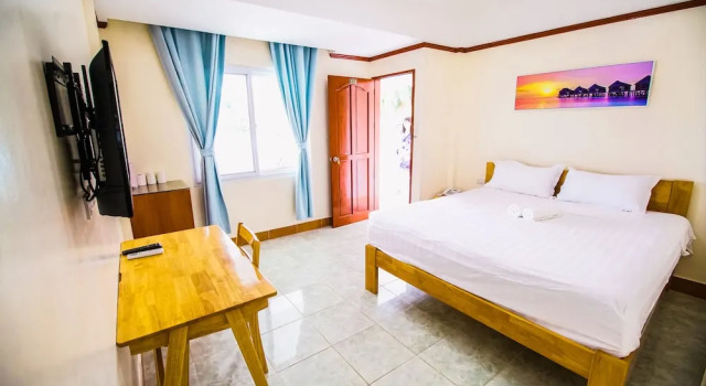 Dragon Bay Resort, Rezerwuj Ośrodek wypoczynkowy Hotele w Puerto Galera z basenem, Basen