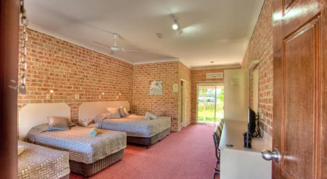 Gloucester Country Lodge Motel, Đặt Nhà nghỉ ven đường Gloucester 