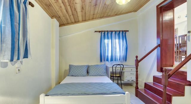 Ina Apartment