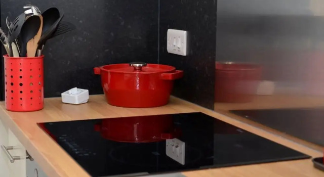 Modern Apartment With Authentic Details in Historical Building, Varaa Huoneisto Asunnot kohteessa Merseyside, Huoneisto