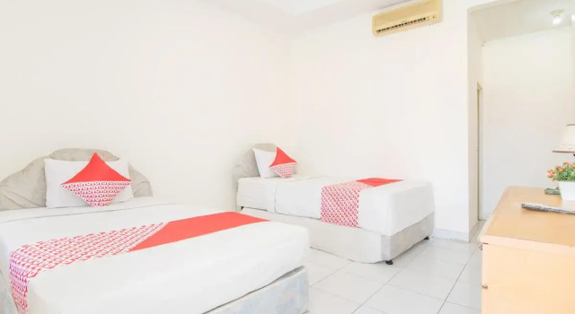 Двухместный номер Deluxe OYO 3134 Puri Tamu Hotel