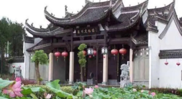 Huangshan Huizhou Culture Park Hotel, Prenota Hotel Hotel a Anhui con parcheggio, Parcheggio