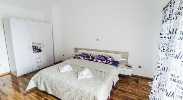 House City Center with Garden, Забронировать Отель Отели Шибеник 3 звезды, рядом с Sibenik Town Museum, 3*