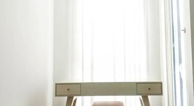 Студия Deluxe Modern Studio At Barsa City Apartment