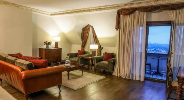 Люкс Pacha с видом на море Palazzo Donizetti Istanbul, Tapestry Collection by Hilton