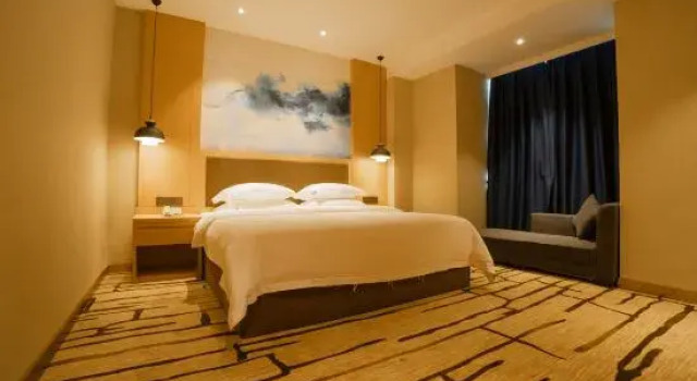 Люкс Business Ruiyi Hotel