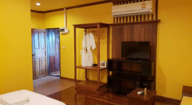 Двухместный номер Deluxe с видом на сад S48 Hotel