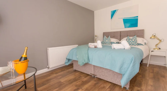 Люкс Modern Bright 1-2 Bed Apartments Oxford, with Free Parking ,OX4 Near BMW Science Park & Hospitals