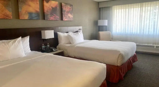 Deluxe Vierer Zimmer Delta Hotels by Marriott Calgary South