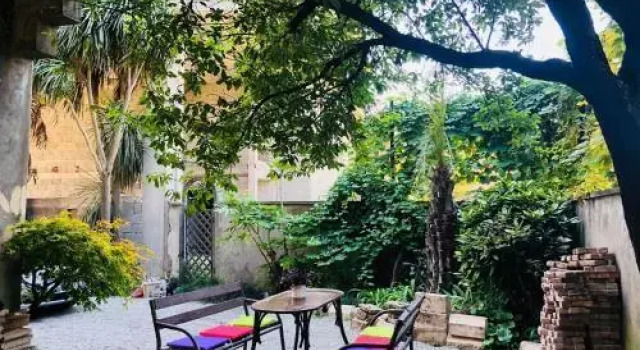 Home Near The Vox, Book Hotel Batumi 