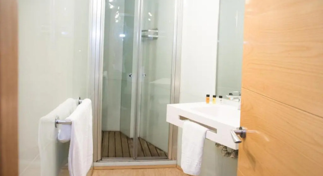 Двухместный номер Economy Hotel Plaza