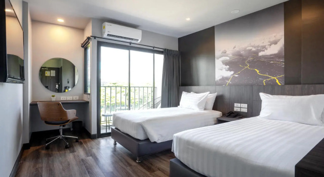 Двухместный номер Standard с балконом Sleep Mai Chiang Mai Airport Lifestyle Hotel Free Scheduled CNX Airport Shuttle