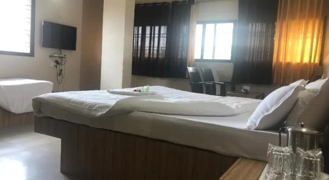 Western Lodge And Top In Town Bar And Resturant, Rezervovat Hotel Belagavi Bangalore