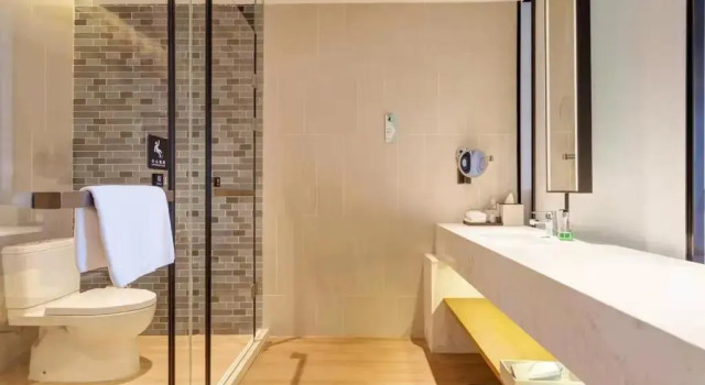 Номер Superior Fairfield by Marriott Xian North Station