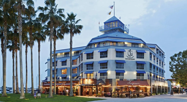 Waterfront Hotel, part of JdV by Hyatt (12381), Забронировать Отель Окленд Область залива Сан-Франциско