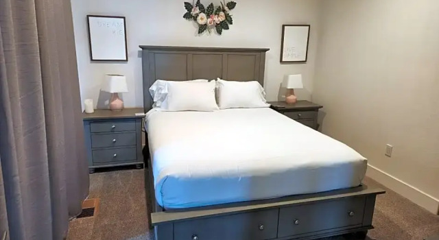 Коттедж Snowcreek Resort