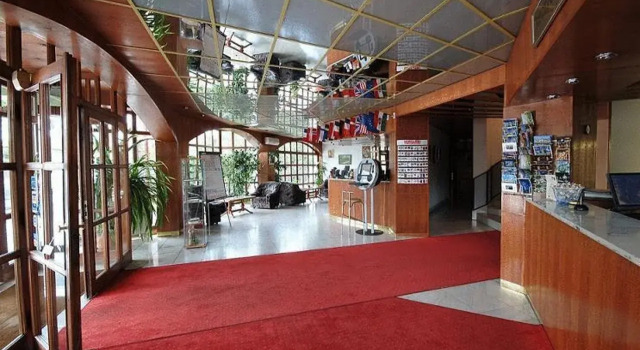 Hotel Amadeus, Varaa Hotelli 14. Zugló 
