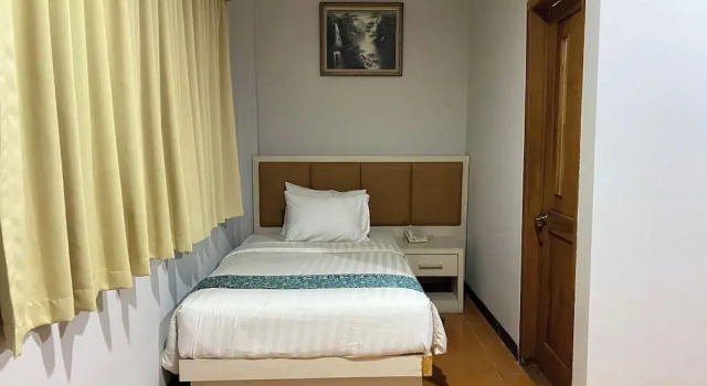 Standard simple chambre Front One HK Resort Semarang
