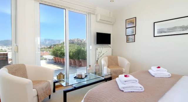 Stylish studio loft with Superb balcony, Забронировать Отель Афины Острова Саронического залива - Аттика, рядом с Холм Филопаппос
