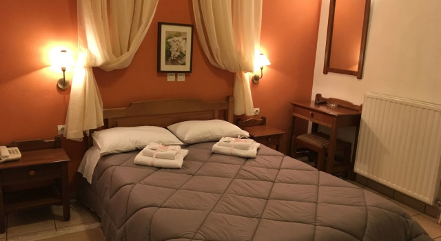 Artemis Hotel, Buchen Sie Hotel Delphi Zentralgriechenland
