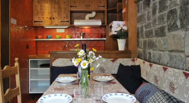 Cervino Valley House Rododendro