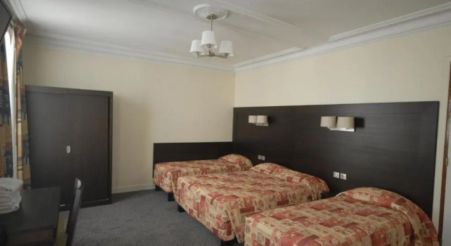 Четырёхместный номер Standard Hôtel Bellevue et du Chariot dOr