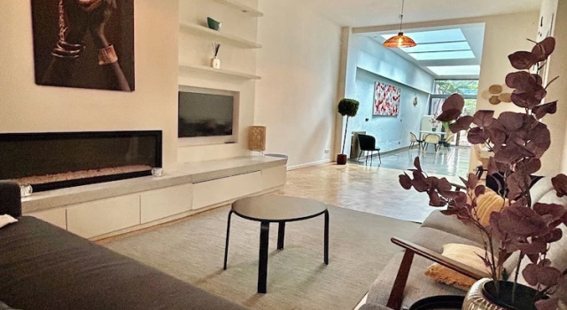 Вилла Comfort Villa Anvers 4 BDR Parking