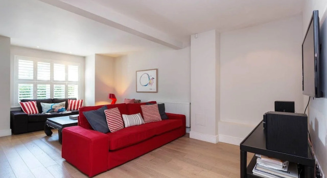 Putney Bridge Place