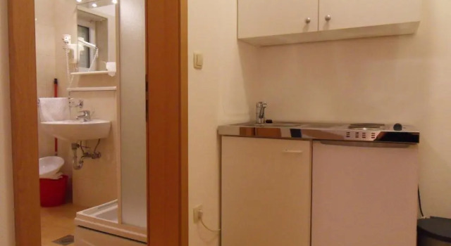Студия Apartments Petricevic