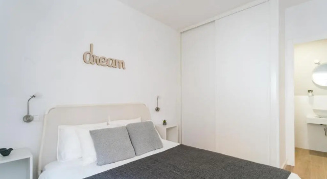 Апартаменты TRIANA 3 Bedrooms & 2 bath Parking Included