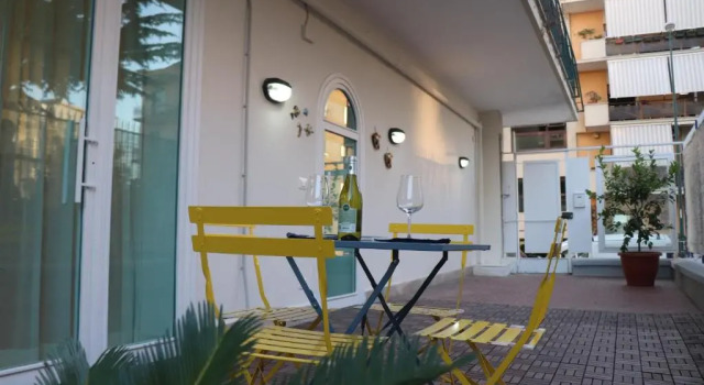 Lemon Suite, Buchen Sie Hotel Posillipo Neapel