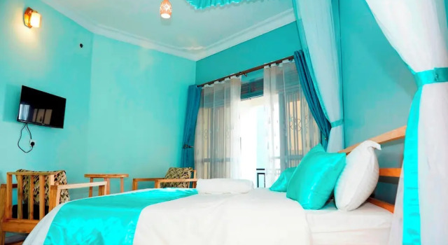 Номер Executive WestWay Luxury Suites