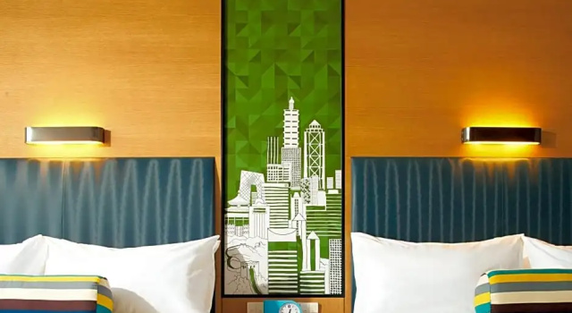 Номер Standard с видом на озеро Aloft by Marriott Dongguan Songshan Lake