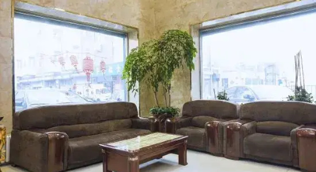Harbin Xinxulong Business Hotel (Government Grand Plaza), Varaa Hotelli Harbin Heilongjiang