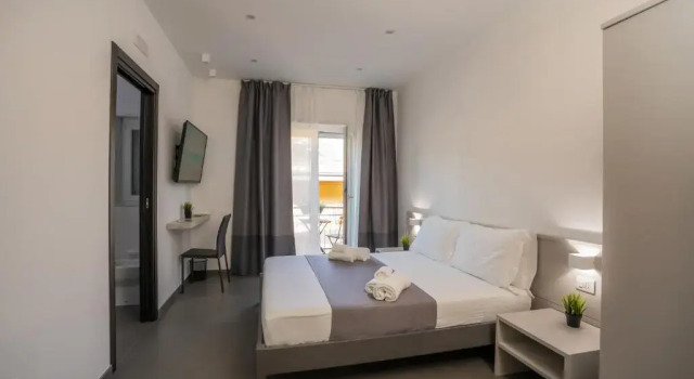 Двухместный номер Deluxe с балконом mc b&b